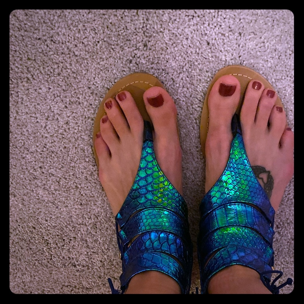 Mermaid gladiator sandals green hologram